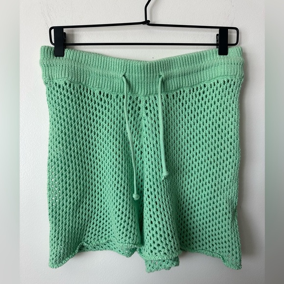 NEW WeWoreWhat Mint Green Crochet Drawstring Shorts Size Medium - Picture 4 of 9